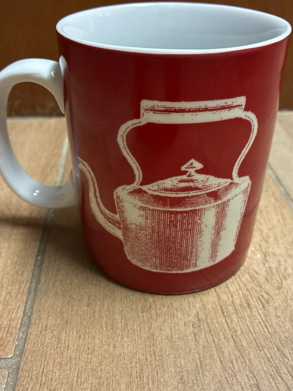 16 oz. “If you cant stand the heat” res and white mug